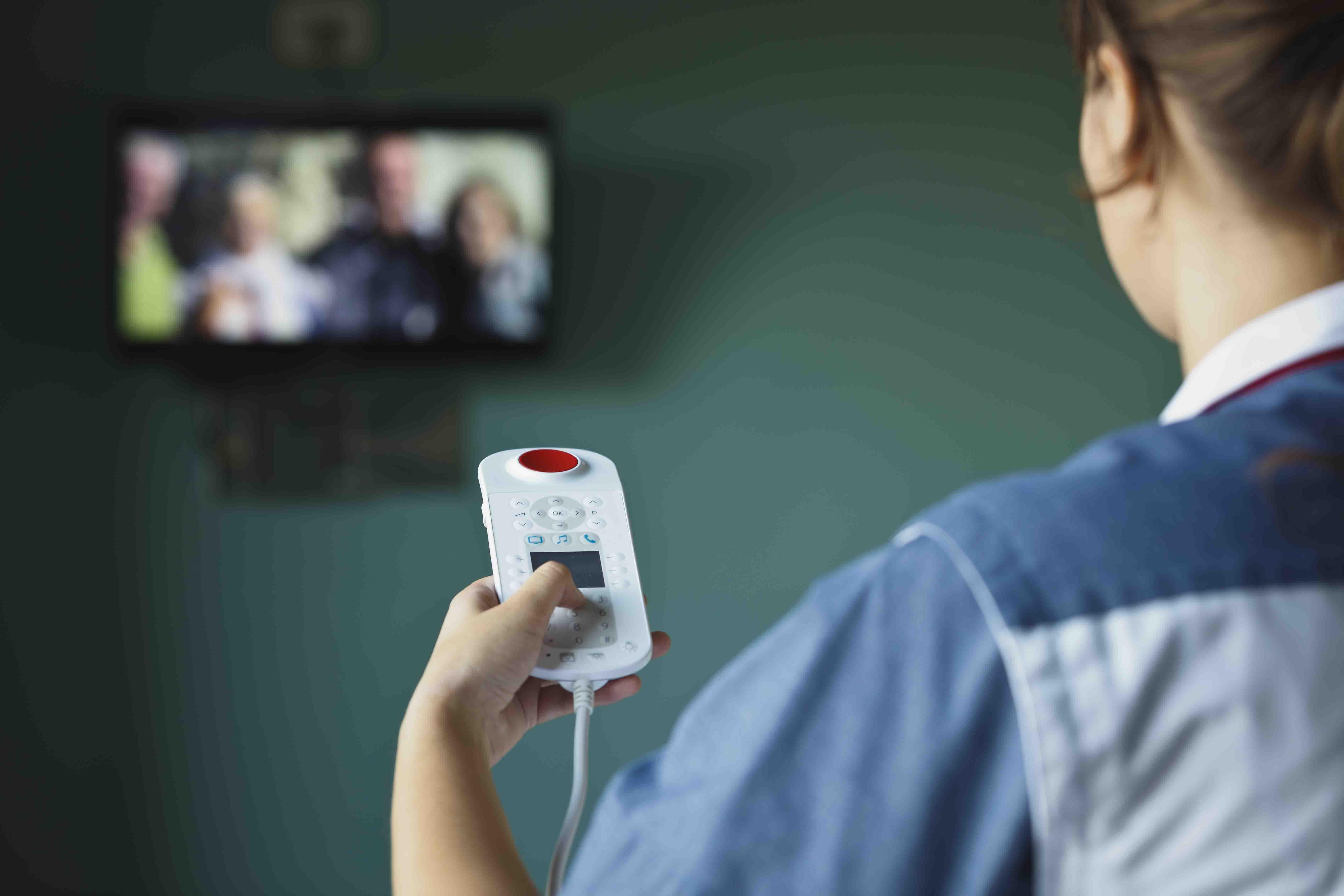 Verpleegster met Televic iTec